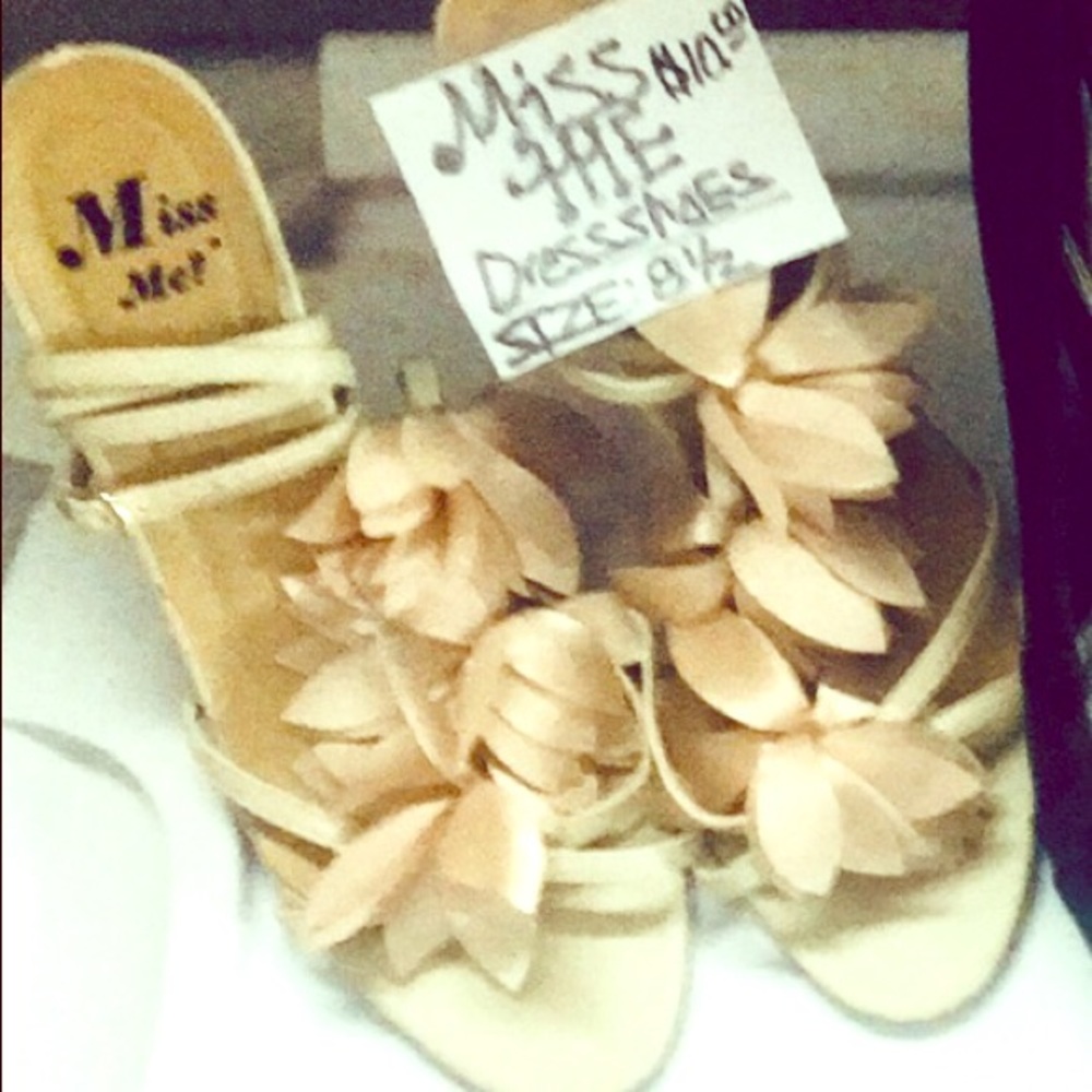 👠 Miss Me Gorgeous Dress Shoes👠